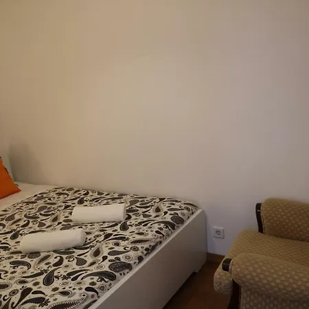 Origami Residencia 게스트하우스 *